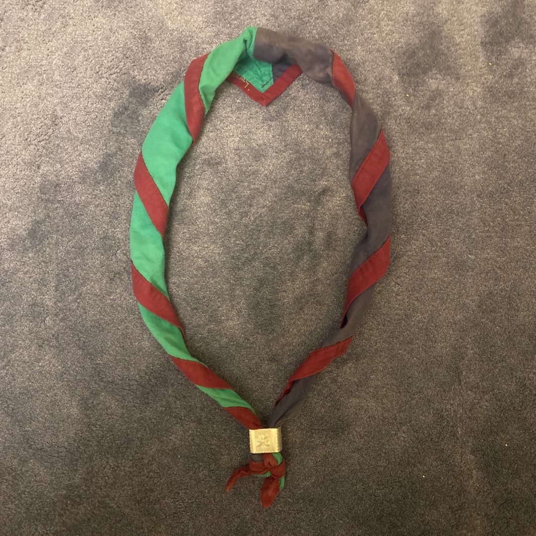 Pfadikrawatte von der Abteilung Pfadi Thala